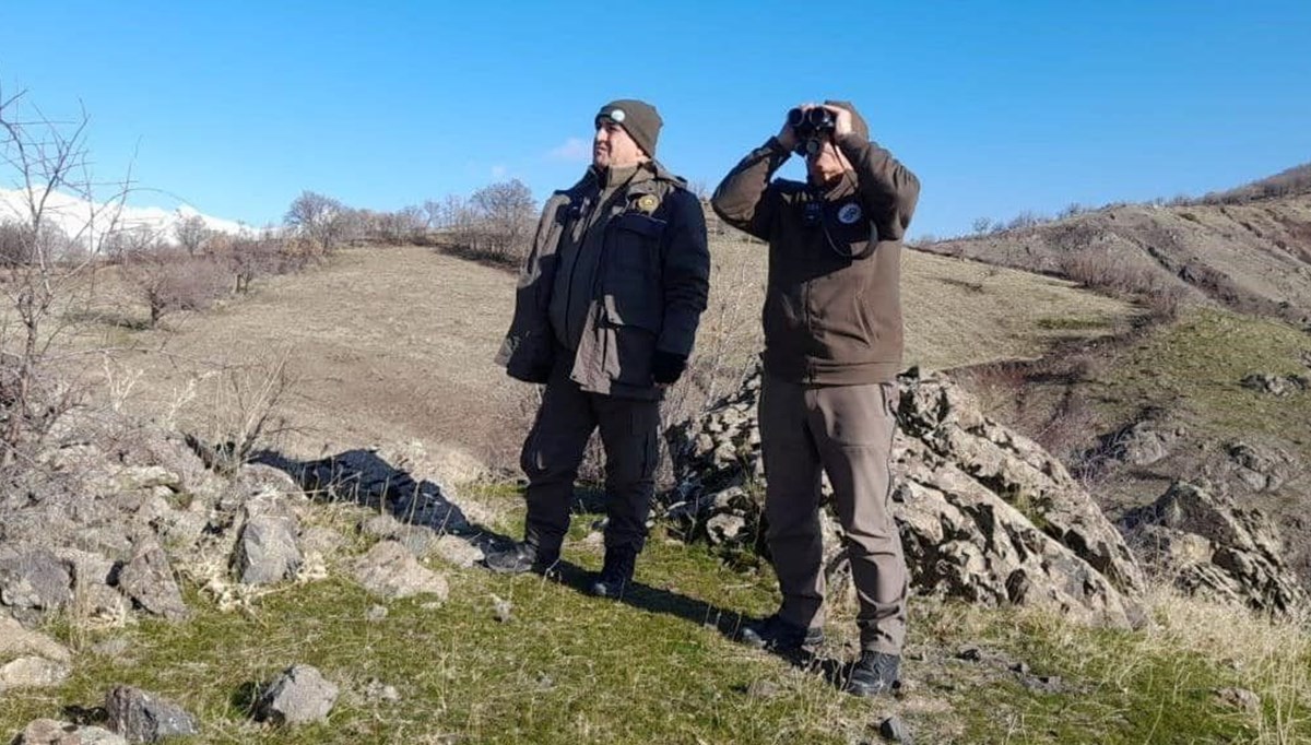 Elazığ'da yasa dışı avcılık yapan 3 kişiye idari işlem uygulandı Elazığ'da yasa dışı avcılık yapan 3 kişiye idari işlem uygulandı