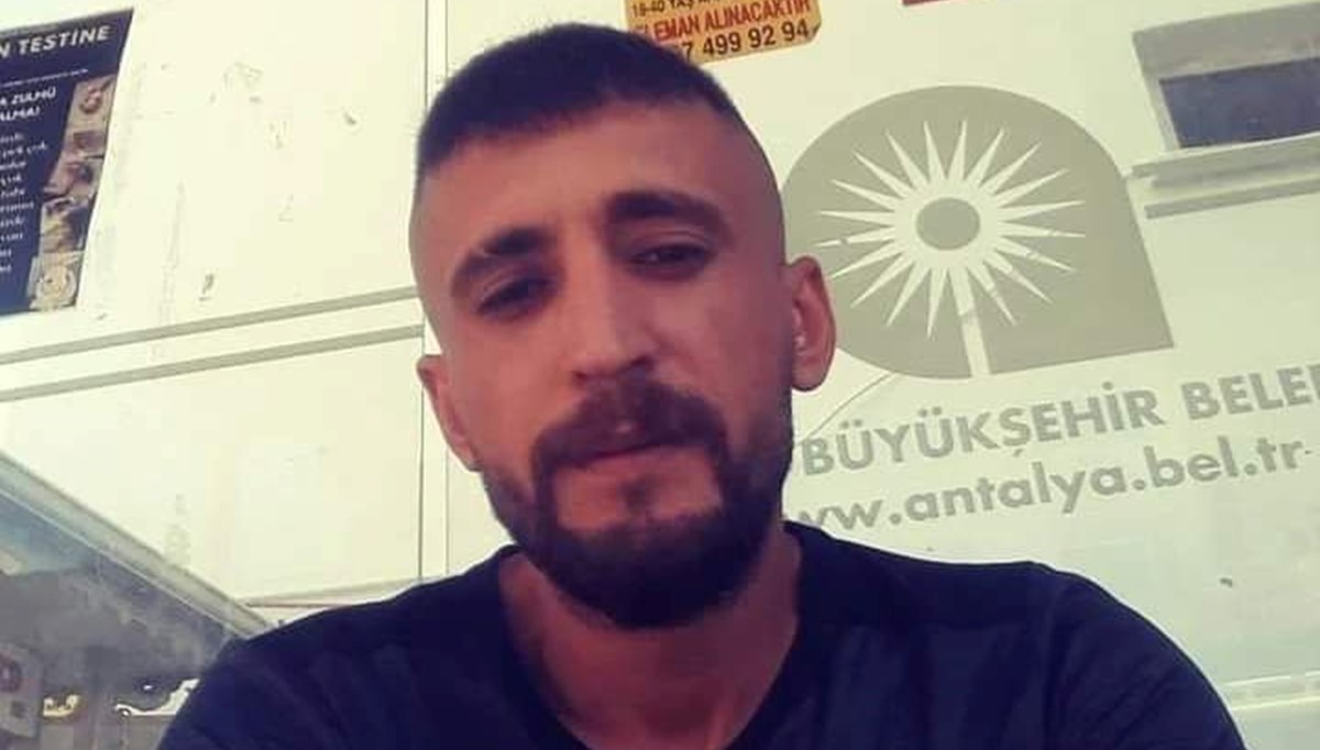 Evinde dövülerek öldürüldü, arkadaşı gözaltına alındı Evinde dövülerek öldürüldü, arkadaşı gözaltına alındı