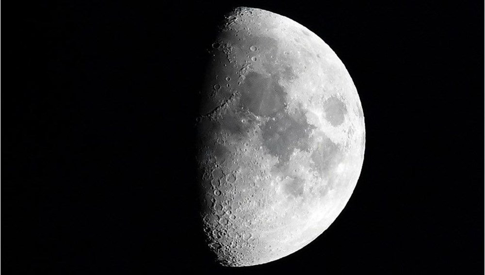 Ödüllü bilim muhabirinden ilginç iddia: Dinozorlar Ay'a NASA'dan önce ulaşmış olabilir - 7