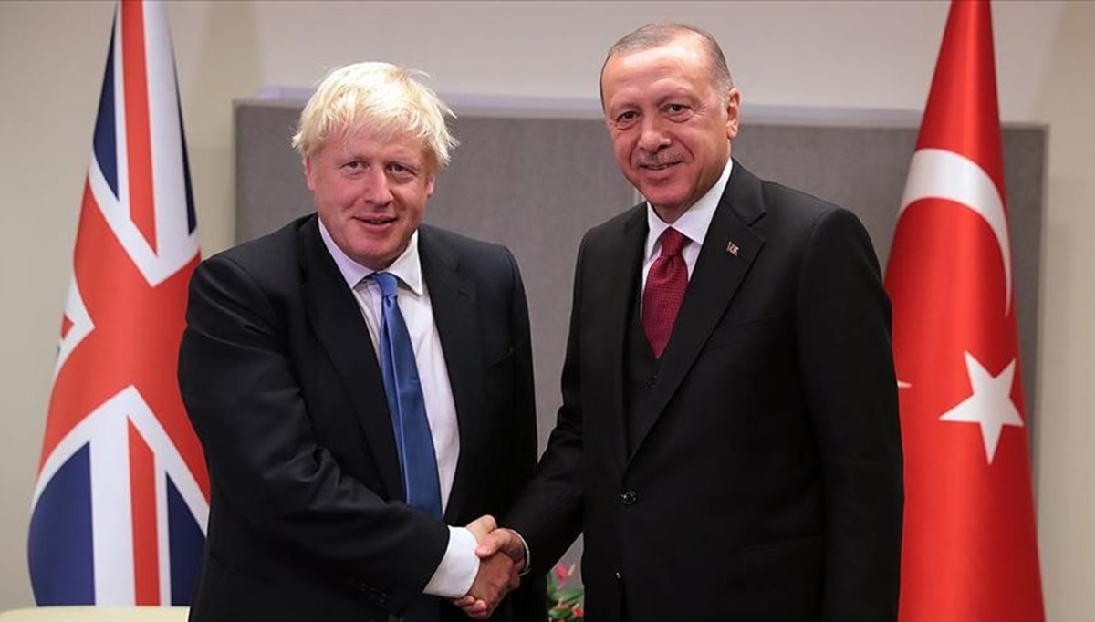 Cumhurbaşkanı Erdoğan, Birleşik Krallık Başbakanı Johnson ile telefonda görüştü