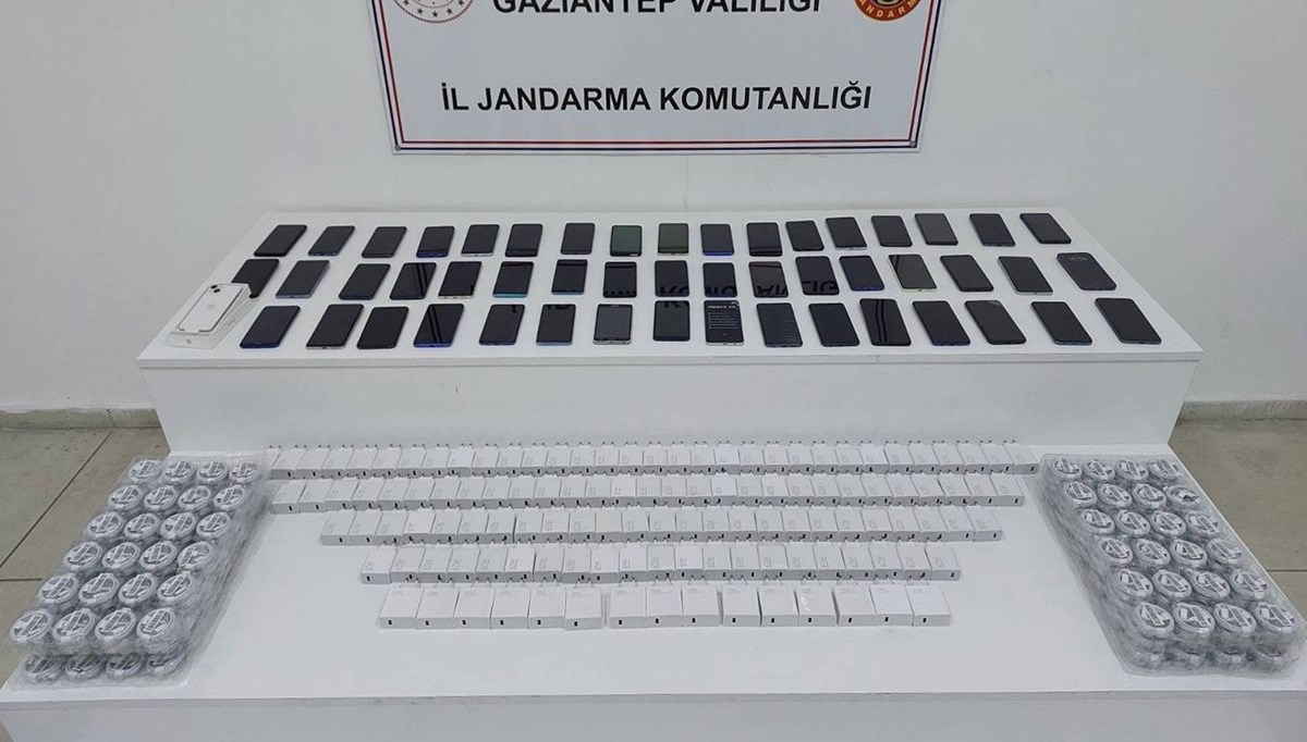 Gaziantep'te 1,3 milyon liralık kaçak telefon operasyonu