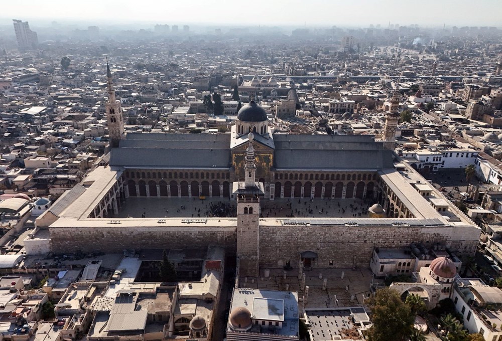 Esad sonrası ilk cuma namazı: Suriyeliler Emevi Camii'ne akın etti - 1