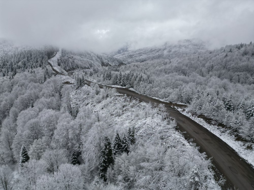 İki mevsim bir ortada: Nisan ayında kar yağdı 72 CHO7FoWeFUSo Y8 SS7J0w
