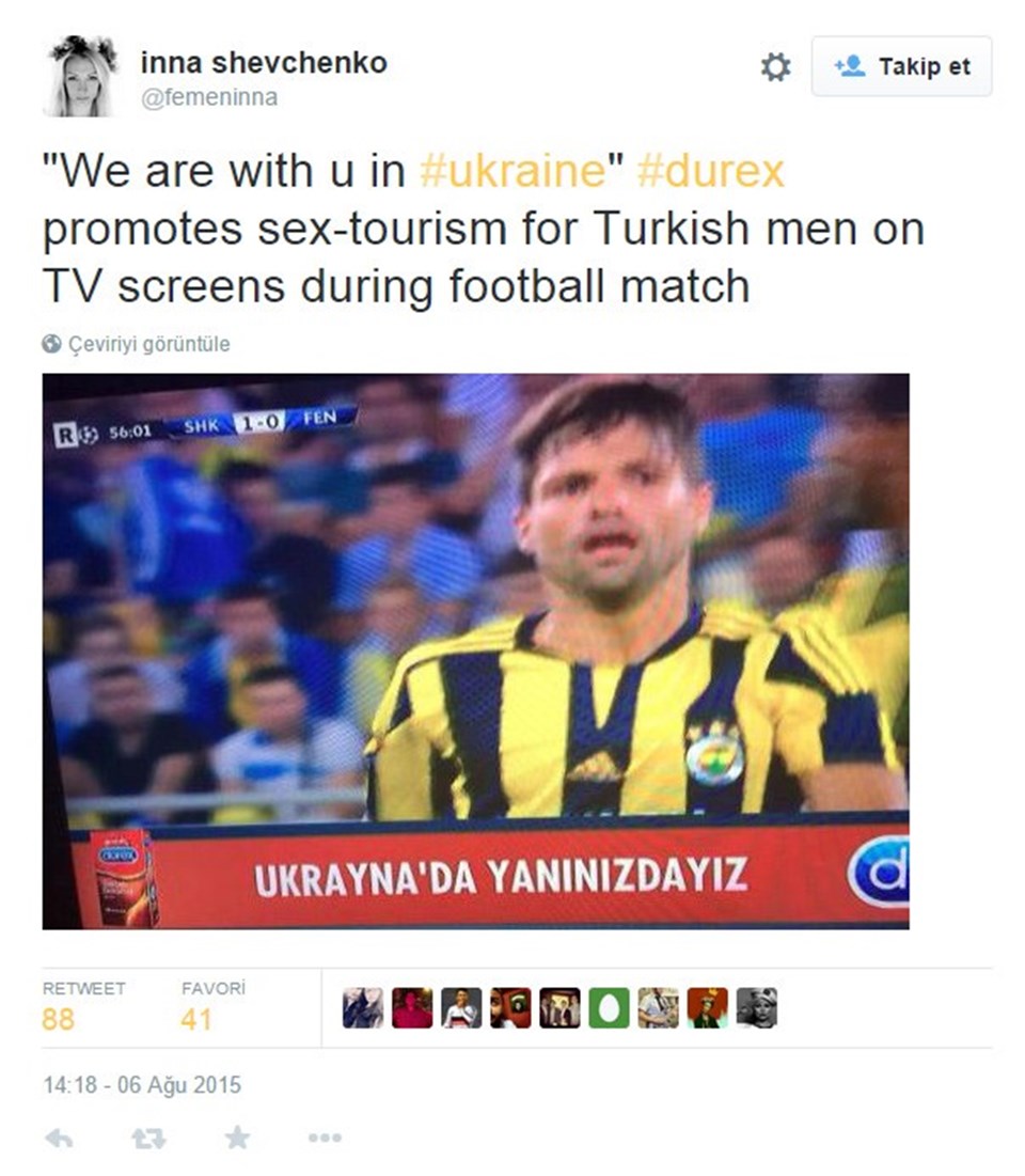 FEMEN Lideri Inna Shevchenko, tweet'inde "Ukrayna'da yanınızdayız" mesajının, maçı ekranları başında takip eden Türk erkeklerine Ukrayna'daki seks turizmini öne çıkarmak için yayınlandığını iddia etti.
