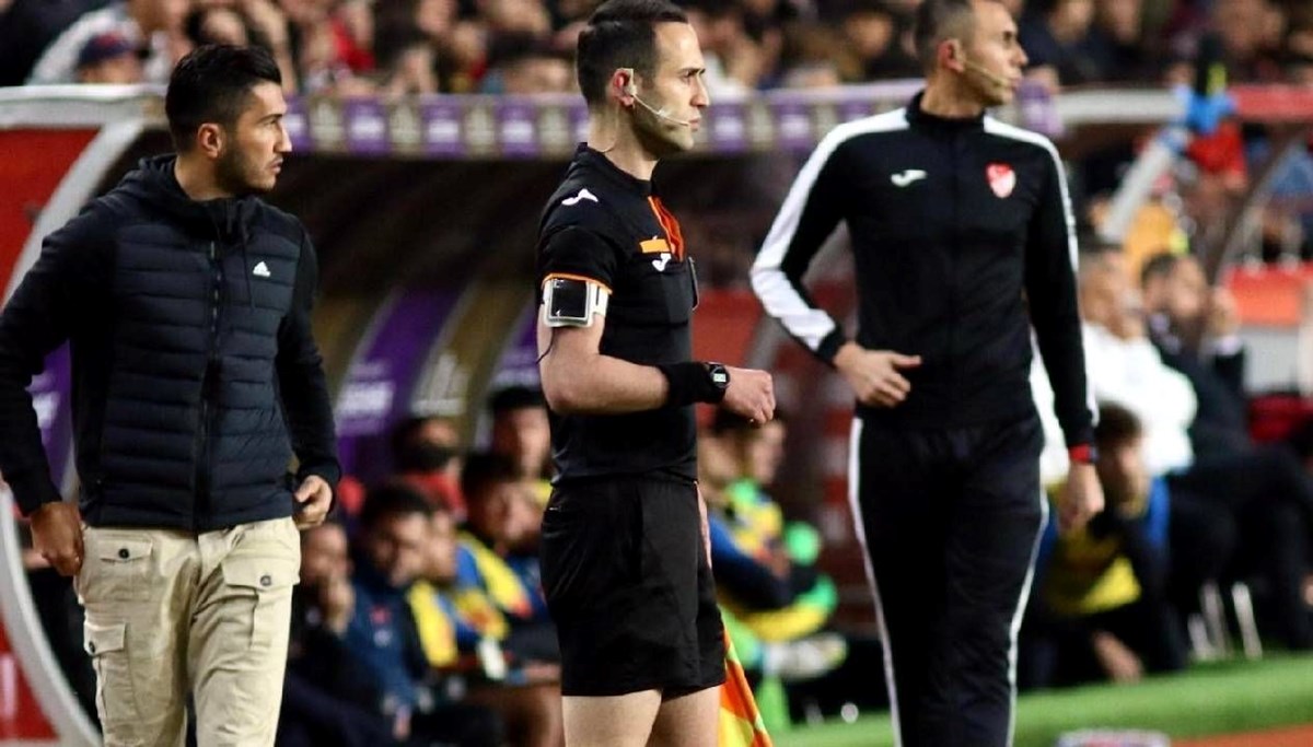 Genç hakem evinde ölü bulundu Genç hakem evinde ölü bulundu
