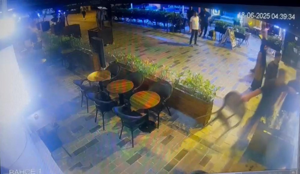 Taksim'de sözlü taciz: Maket bıçağı ile saldırdı - 4