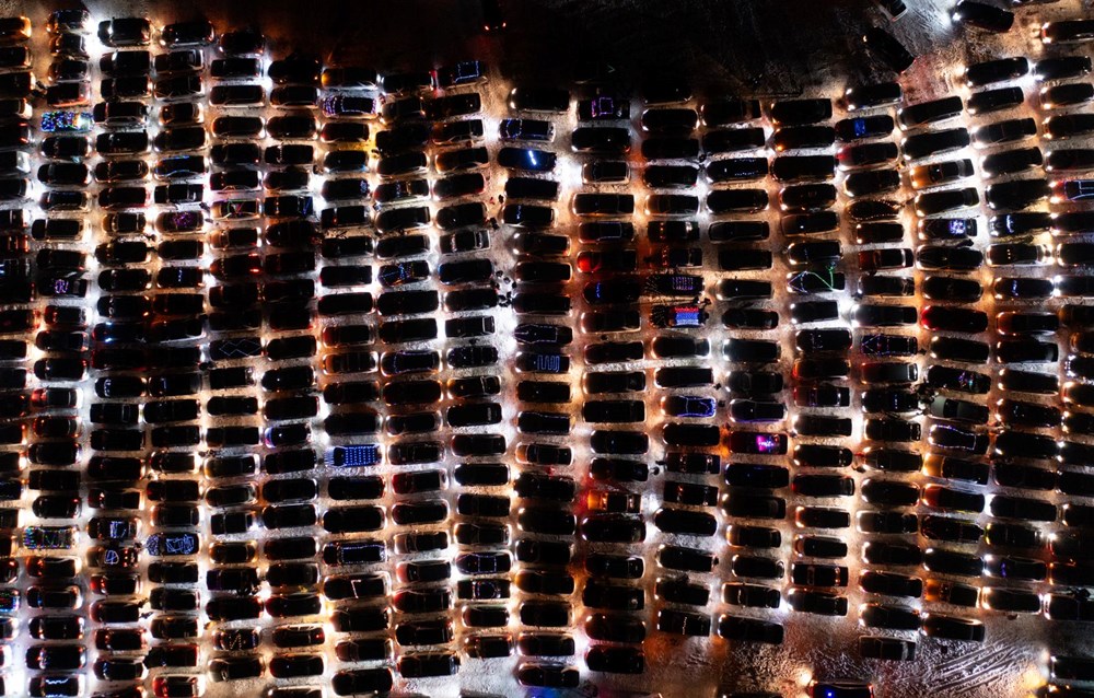 Otomobillerden dev noel ağacı: 800 otomobil katıldı - 5