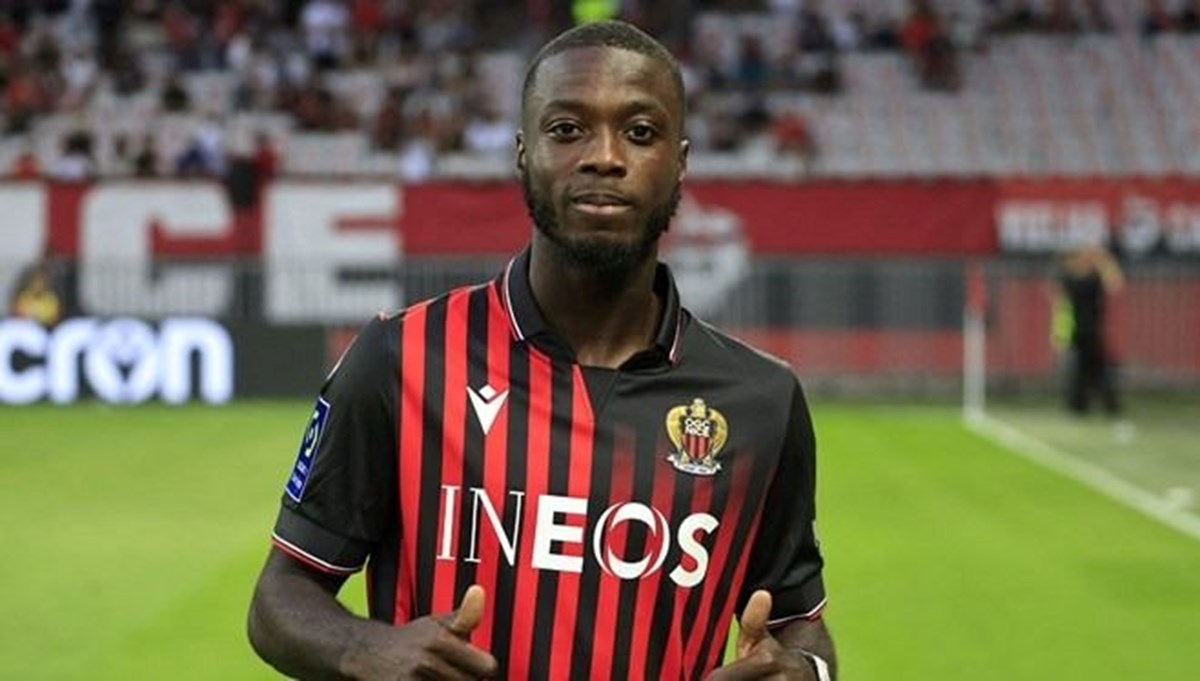 Nicolas Pepe kimdir? Trabzonspor'a transfer olacağı iddia edilen Nicolas Pepe kaç yaşında, hangi mevkide oynuyor? Nicolas Pepe kimdir? Trabzonspor'a transfer olacağı iddia edilen Nicolas Pepe kaç yaşında, hangi mevkide oynuyor?