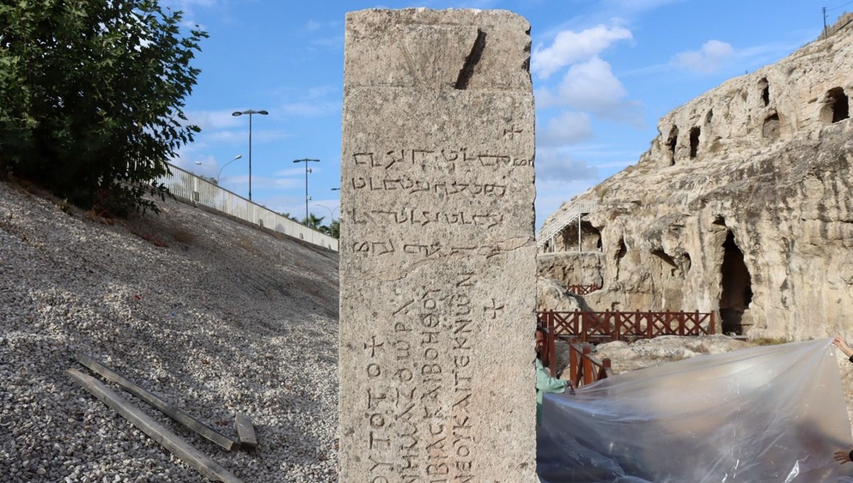 Şanlıurfa'daki Kızılkoyun Nekropolü'nde kazı ve restorasyon çalışmaları sürüyor Şanlıurfa'daki Kızılkoyun Nekropolü'nde kazı ve restorasyon çalışmaları sürüyor