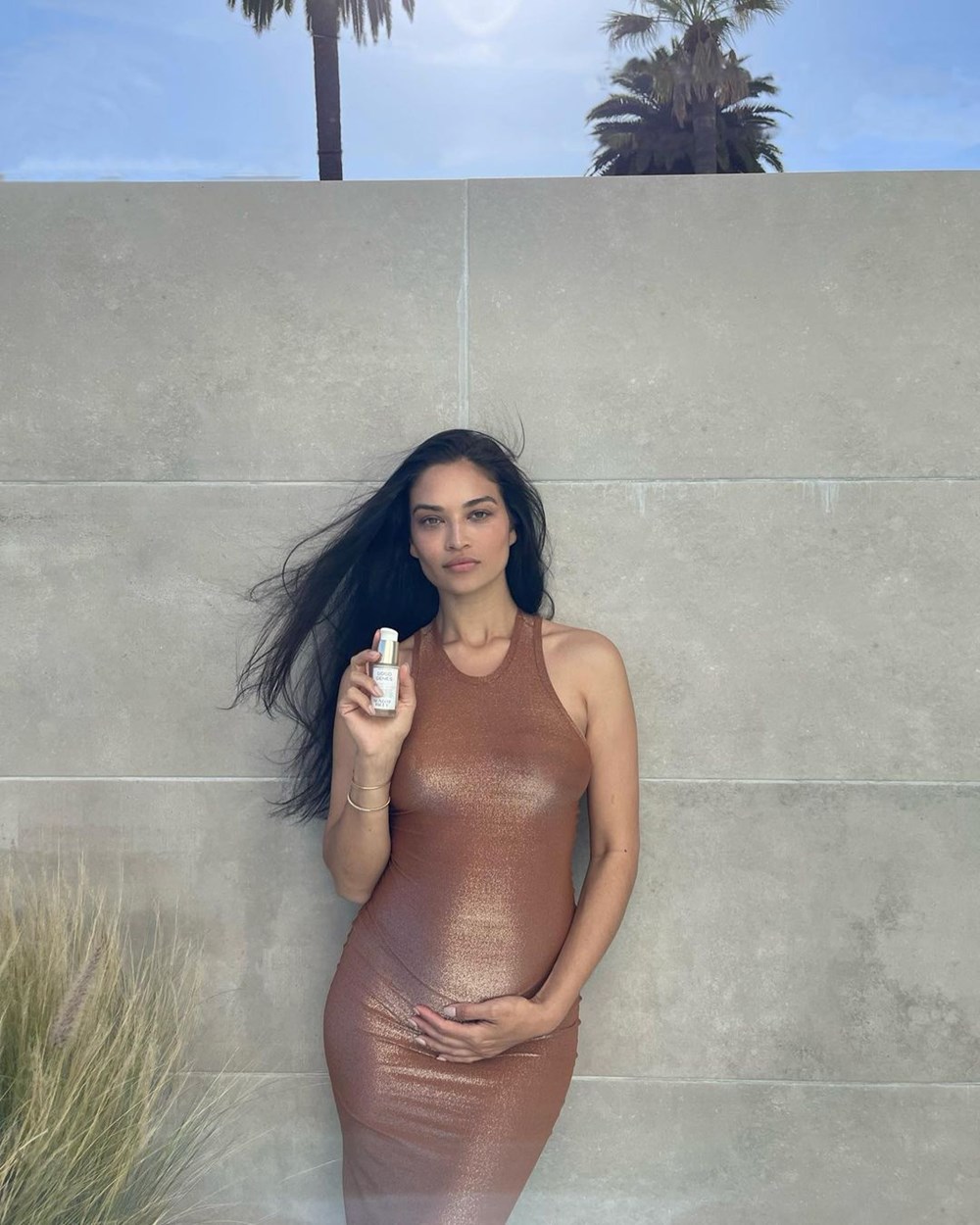 Model Shanina Shaik ilk çocuğuna hamile - 4