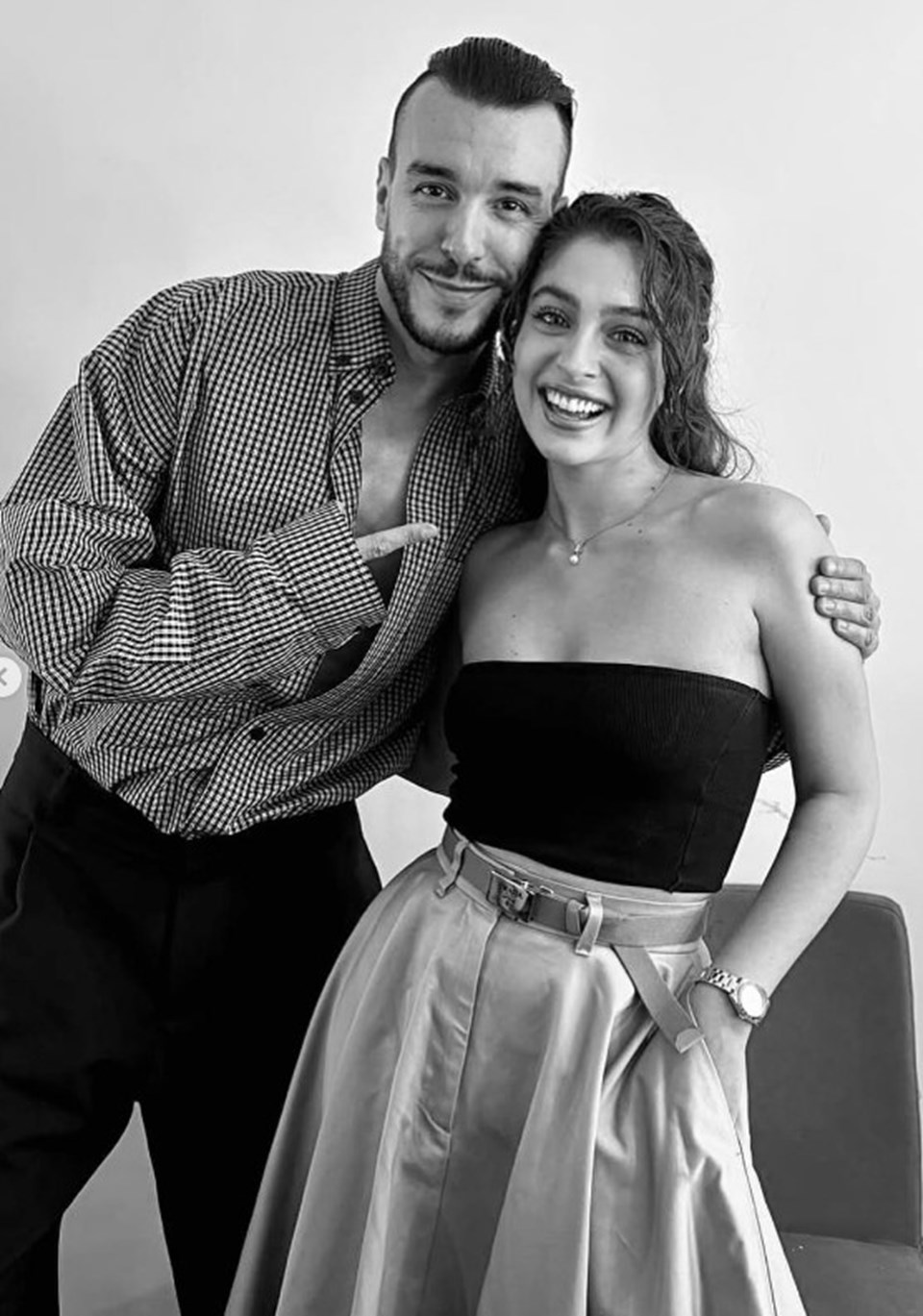 Cemre Baysel ve Cem Adrian bir arada - 1
