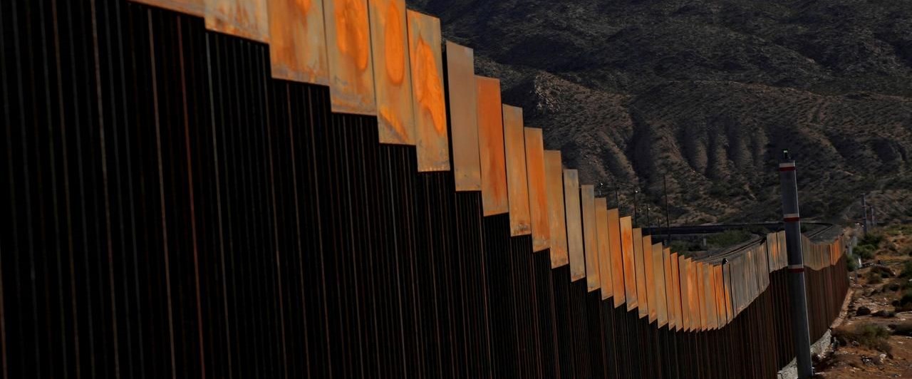 ABD Yüksek Mahkemesi�nden �Meksika duvarı�na fon onayı NTV