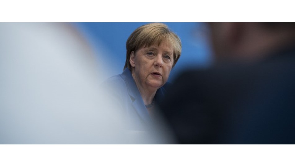 Angela Merkel'in göçmen politikası sınıfta kaldı