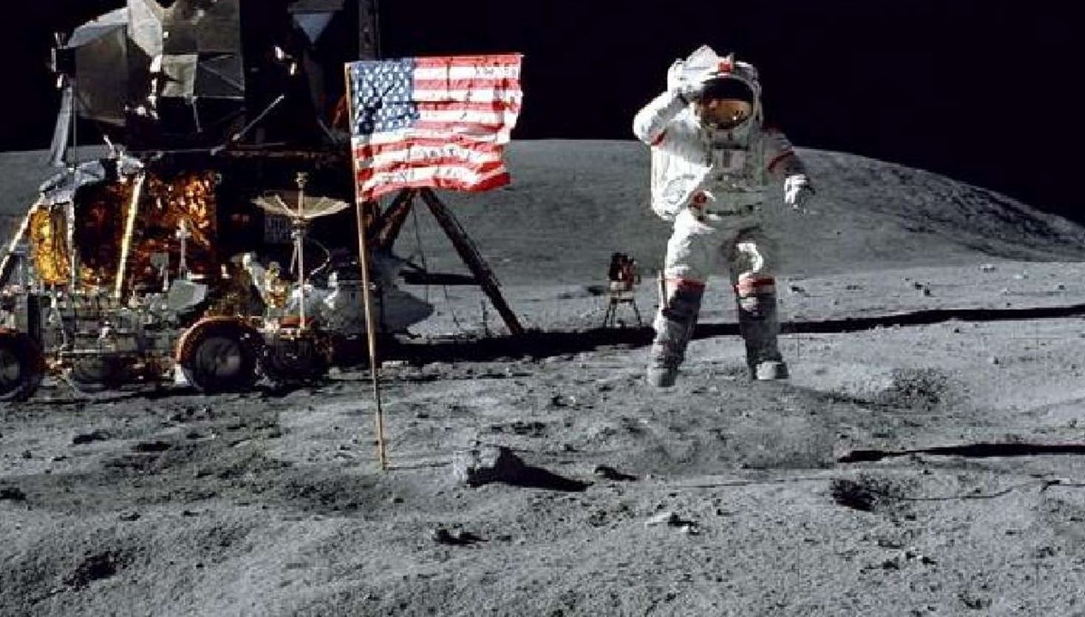 Kardashian NASA'ya karşı