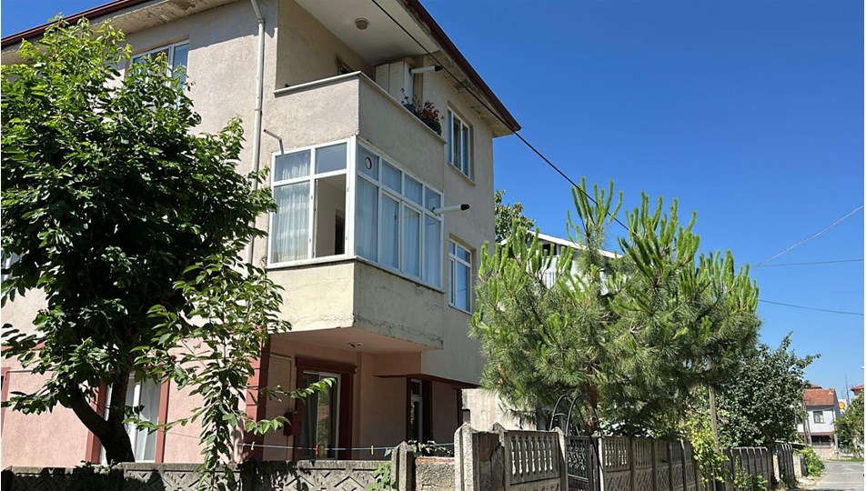 Tartıştığı kocasını bıçaklayarak öldürdü