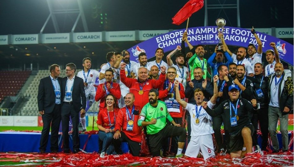 SON DAKİKA: Ampute Futbol Milli Takımı üst üste ikinci kez Avrupa Şampiyonu
