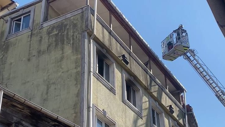 İstanbul Fatih'te korkutan yangın