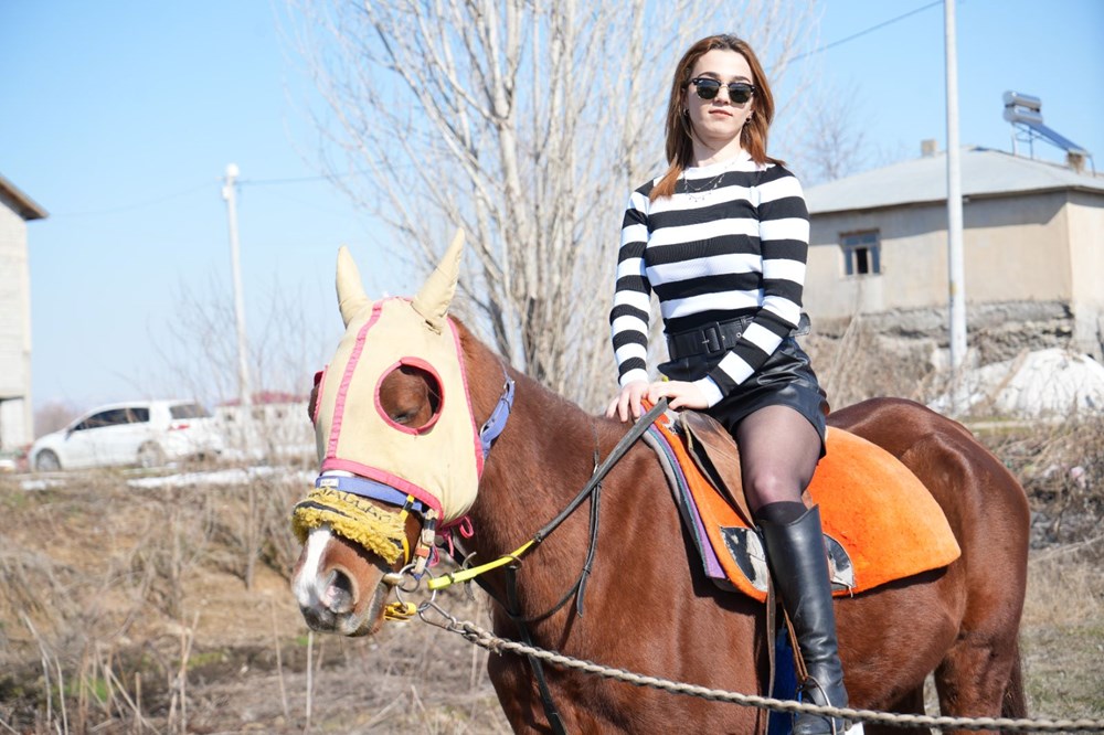 Tutku Ekmeği Yiyor: Genç Girişimcinin Başarı Tarifi 74 CQvV5iywCEaZyZPjmDcPIg