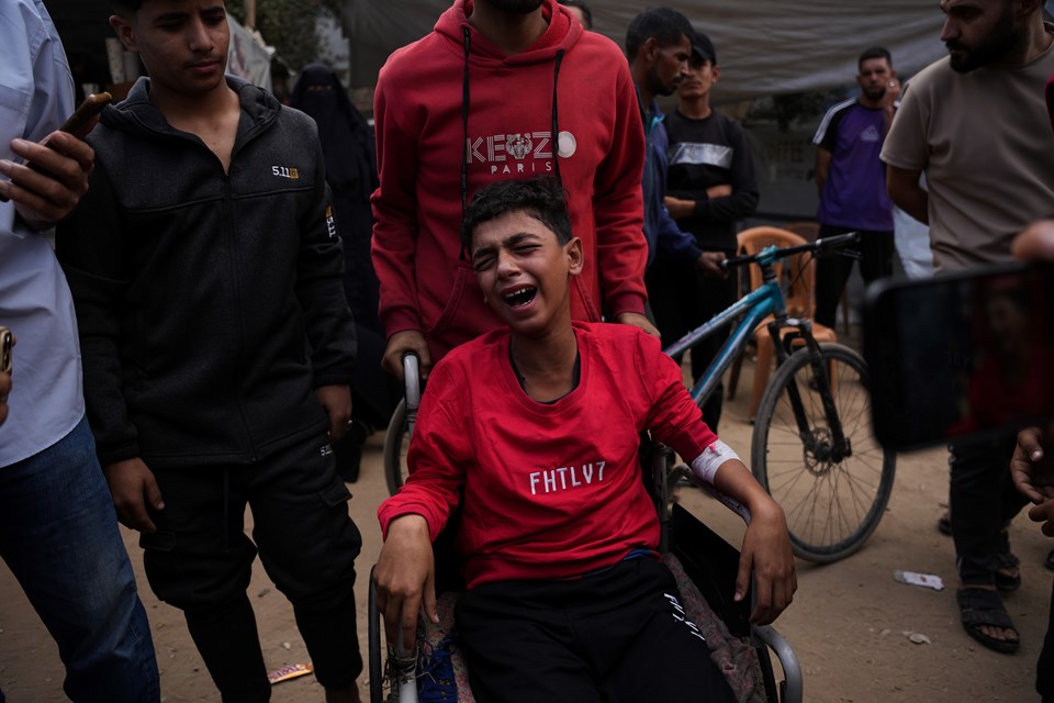 İsrail'in Gazze saldırılarında 104 kişi yaşamını yitirdi - 2