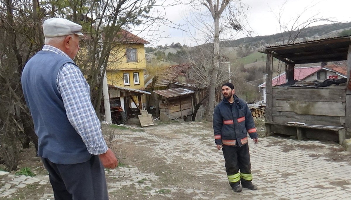 Yangın söndürmeye geldiler, ilginç diyaloglar yaşandı: 