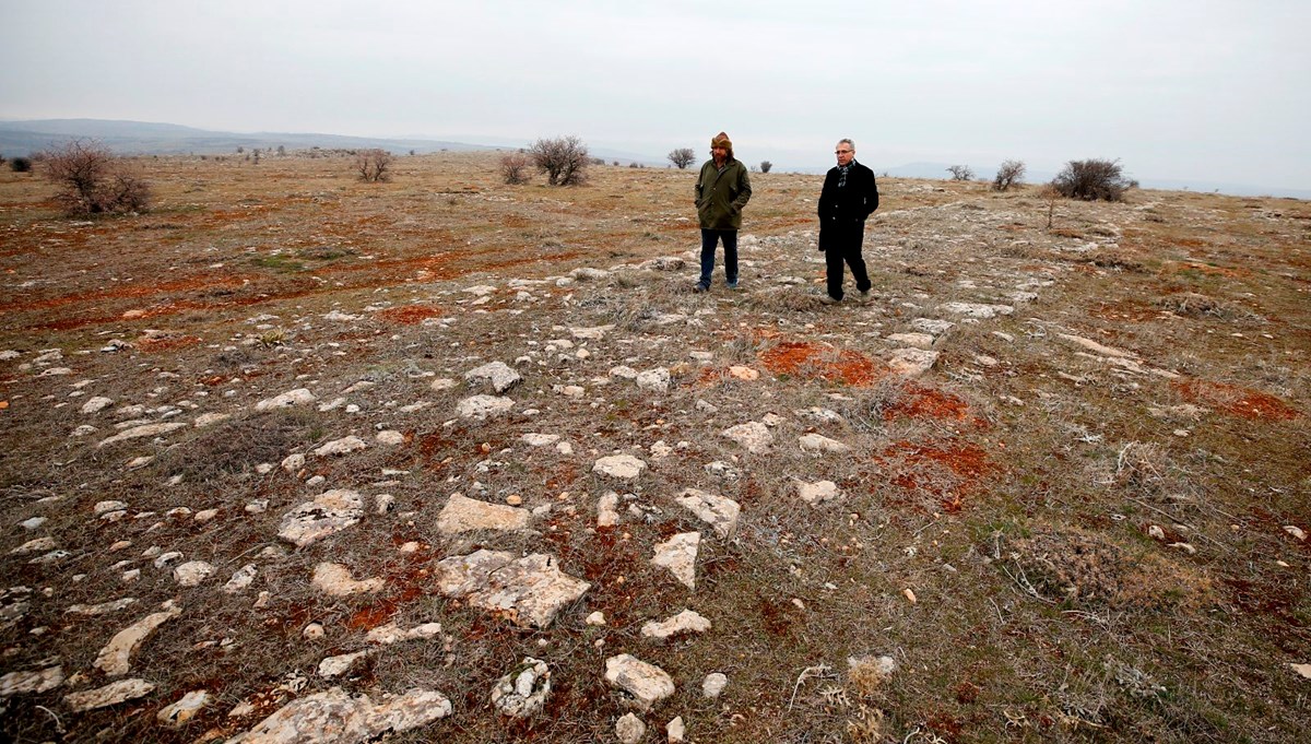 Elazığ'da doğa yürüyüşünde keşfedilen 2 bin yıllık Roma yolu turizme kazandırılacak Elazığ'da doğa yürüyüşünde keşfedilen 2 bin yıllık Roma yolu turizme kazandırılacak