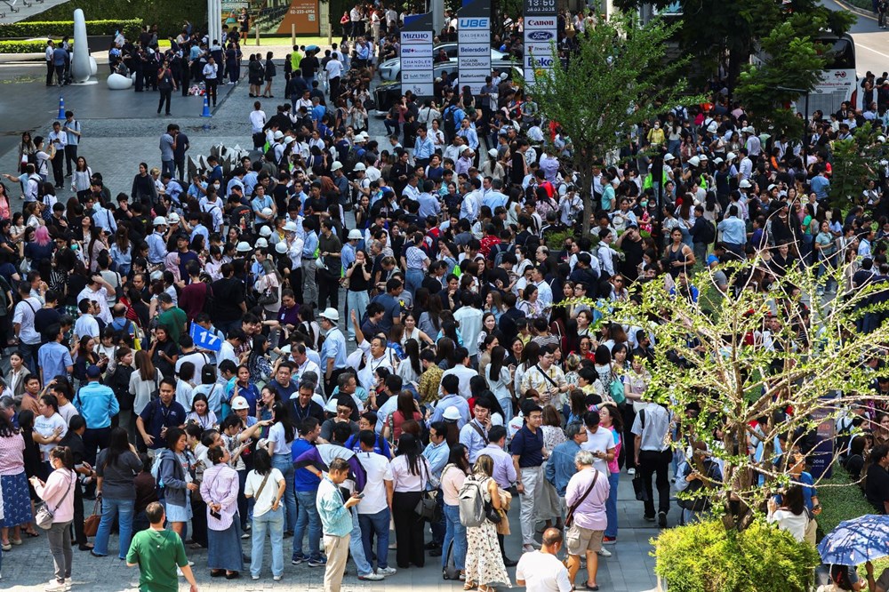 Myanmar'da 7.7 büyüklüğünde deprem! Gökdelenler yıkıldı, komşu ülkelerde de hissedildi - 5