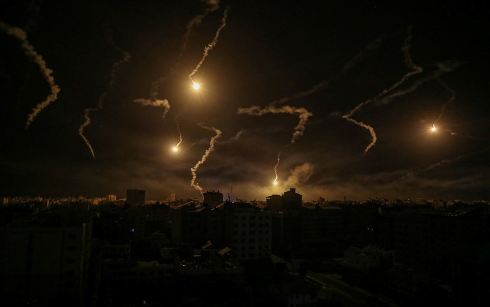 Netanyahu'dan işgal sinyali | Gazze'de can kaybı 10 bini aştı - 7