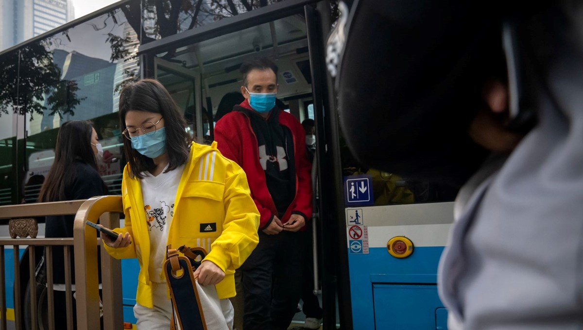 Çin'de şehirler arası ulaşımda Covid-19 kısıtlamaları kaldırılıyor