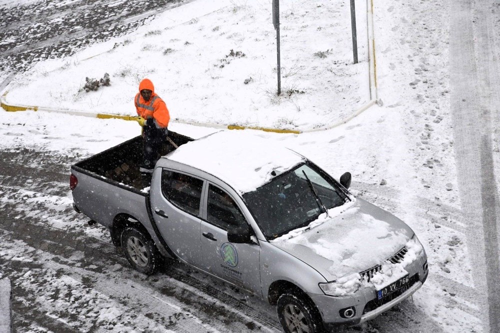 Bir ilçe beyaza büründü: "Okullar Tatil" mesajı paylaşıldı - 2