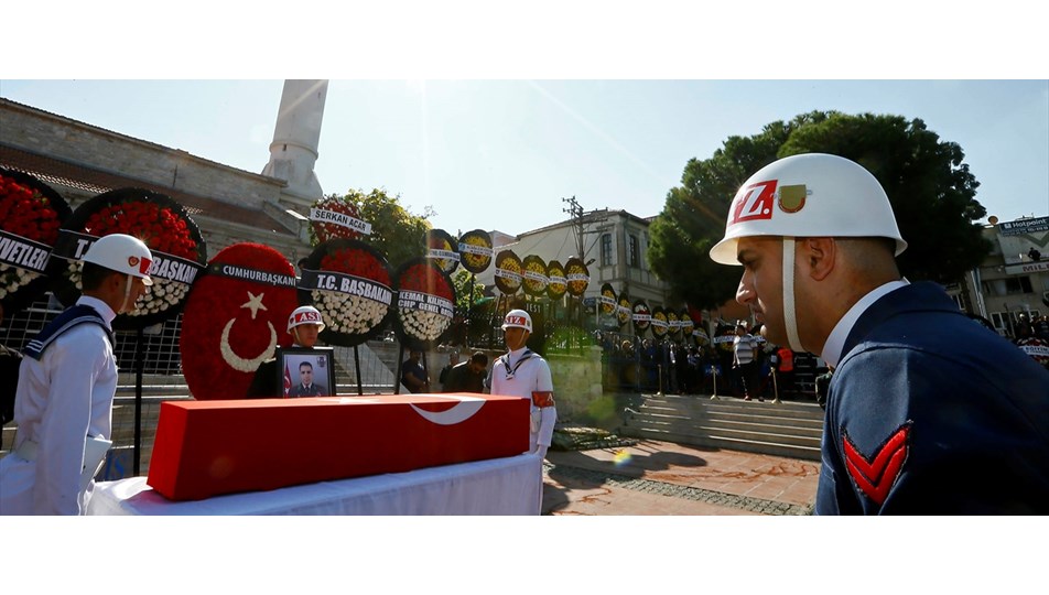 Şehitler gözyaşlarıyla uğurlandı