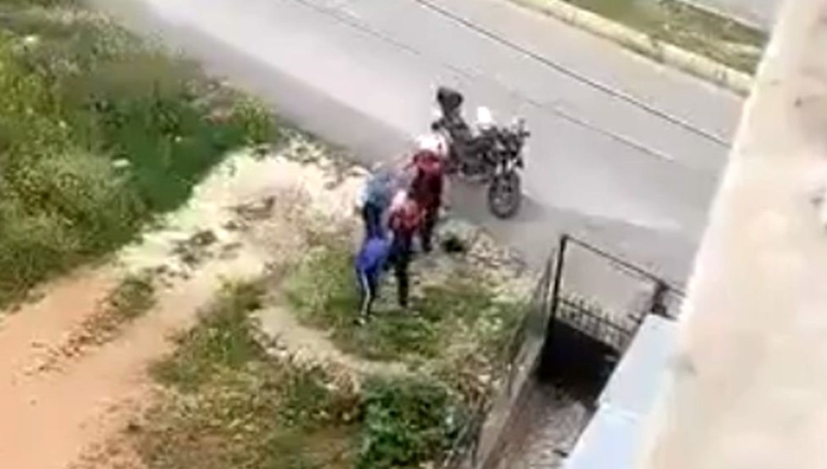 Antalya'da bir kişiyi döven polisler için karar Antalya'da bir kişiyi döven polisler için karar