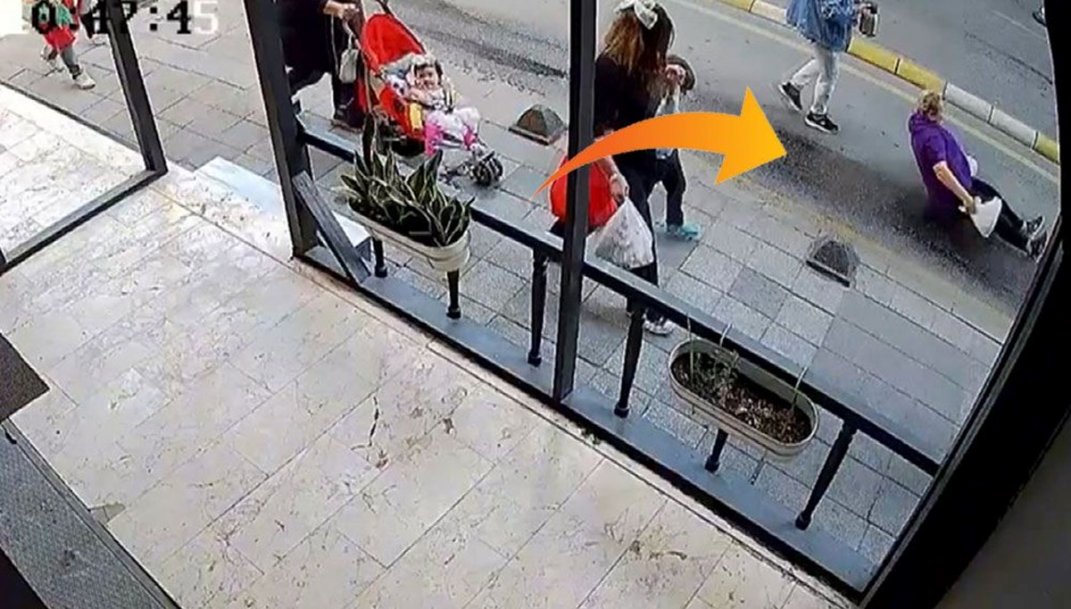 Minibüsten yola dökülen yağ hastanelik etti Minibüsten yola dökülen yağ hastanelik etti
