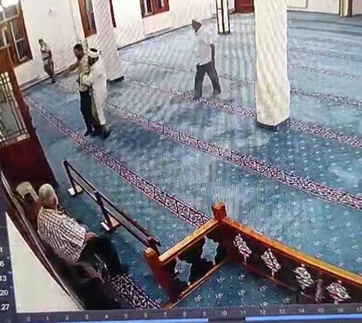 Sakarya'daki camide intiharı imam engelledi