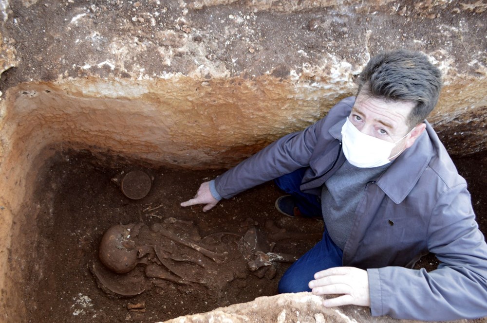 Perre Antik Kenti'nde 1500 yıllık insan iskeleti bulundu - 3