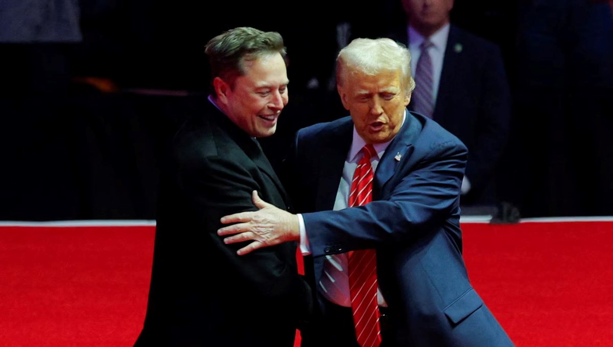 Musk ve Trump'ın arası açıldı