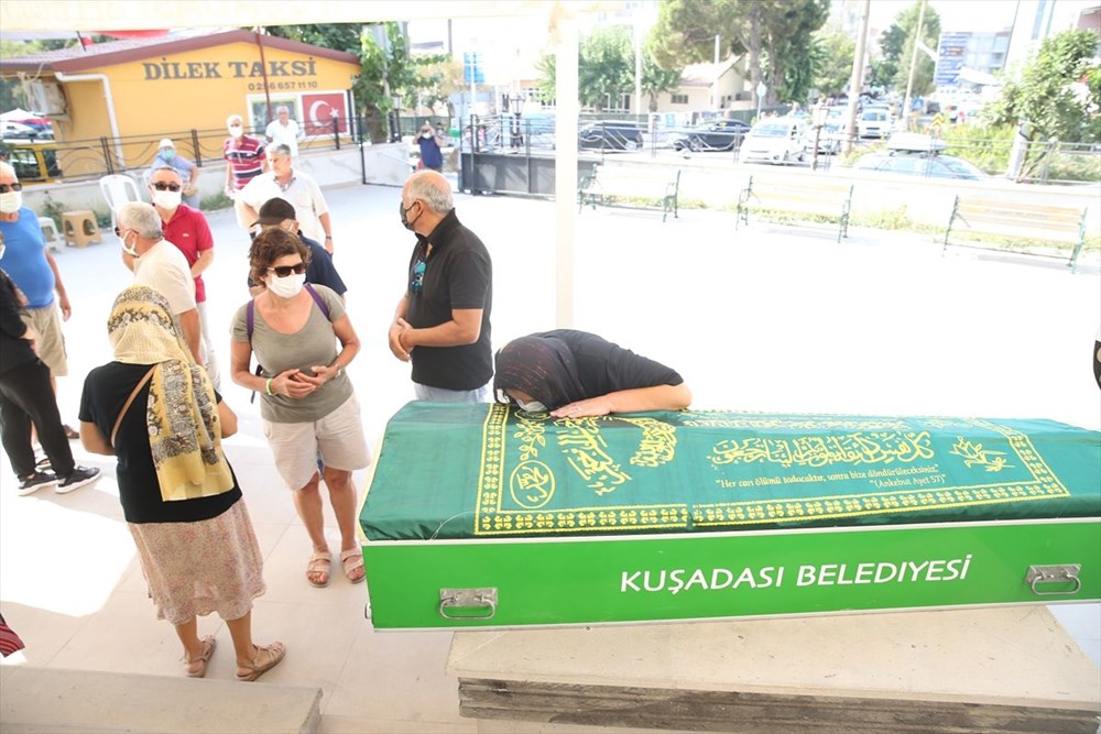 Oyuncu Metin Çekmez' son yolculuğuna uğurlandı - 4