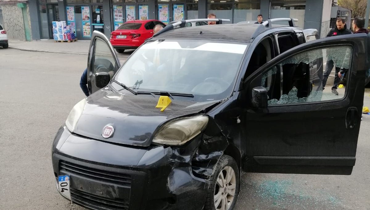 Boşanma davası açan enişteye kurşun yağmuru Boşanma davası açan enişteye kurşun yağmuru