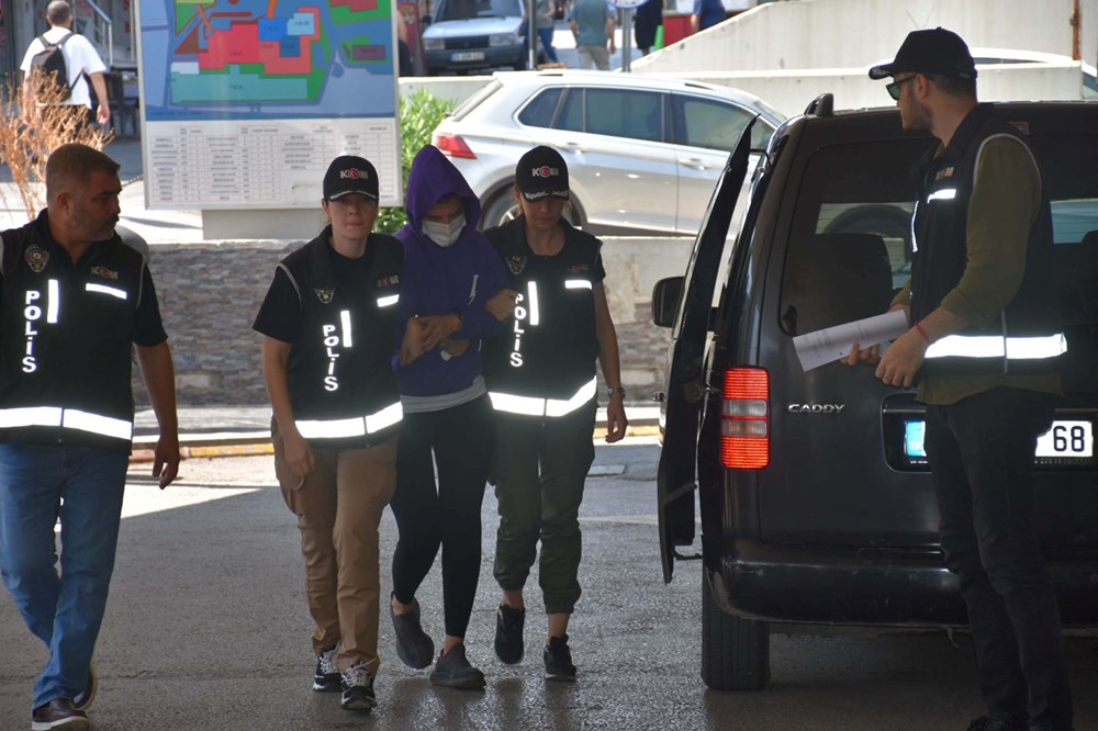 İzmir'deki Seçil Erzan olayında yeni gelişme: Döviz bürosu
sahibi tahliye edildi - 5