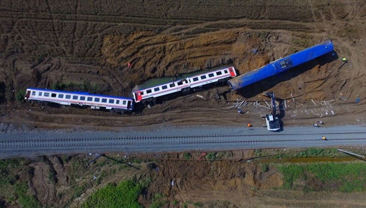 Çorlu tren kazası davasında 370 sayfalık gerekçeli karar: Çorlu tren kazası davasında 370 sayfalık gerekçeli karar: