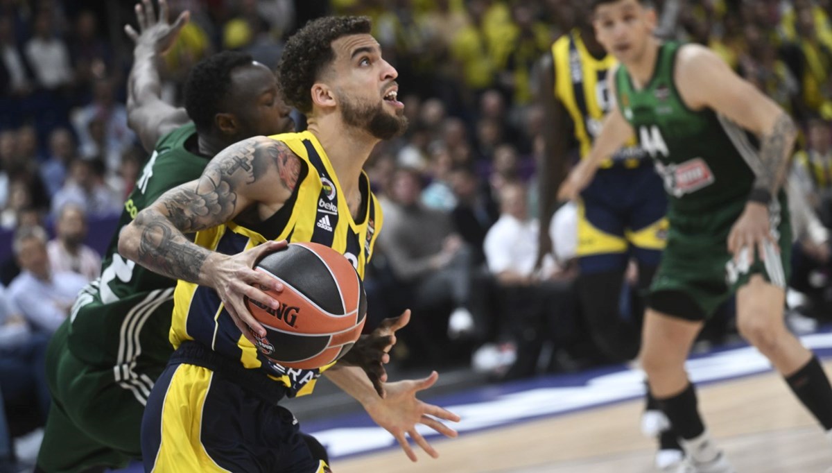 Fenerbahçe Beko, yarı finalde Panathinaikos'a mağlup oldu Fenerbahçe Beko, yarı finalde Panathinaikos'a mağlup oldu