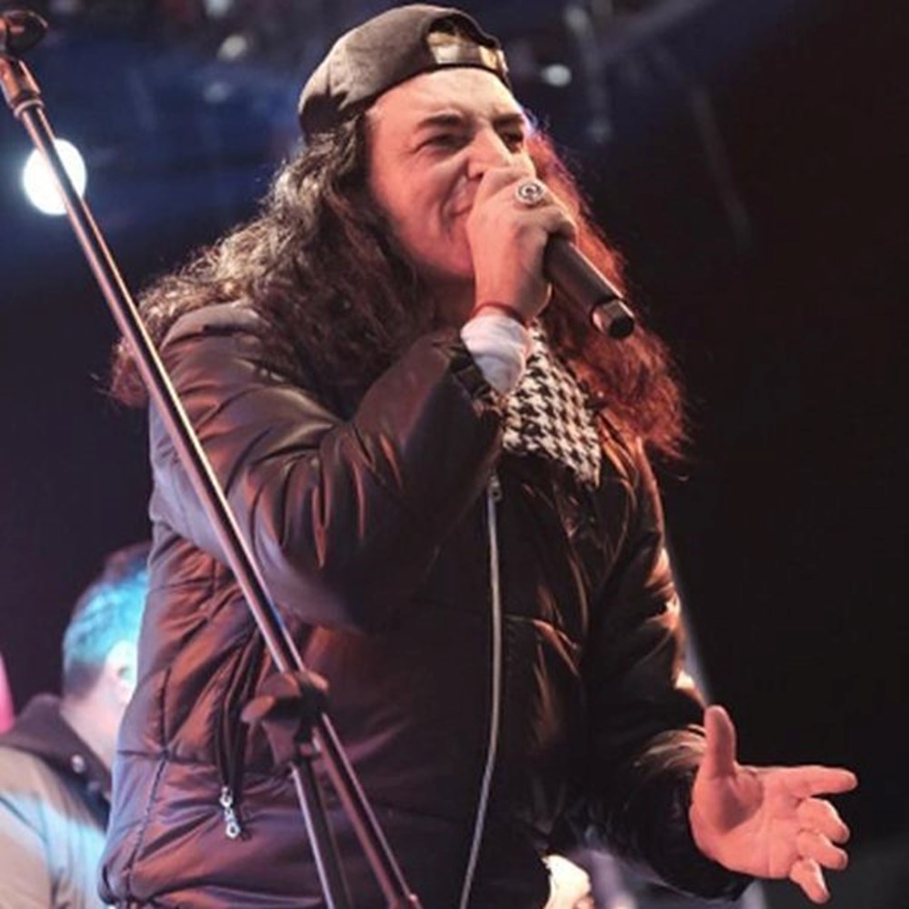 Dilan Çiçek Deniz geçmişe götürdü (Ünlülerin çocukluk ve gençlik halleri) - 197