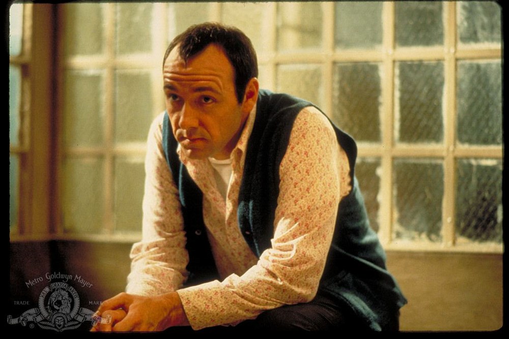 Hollywood'a resmen geri döndü! Kevin Spacey artık yönetmen koltuğunda - 2