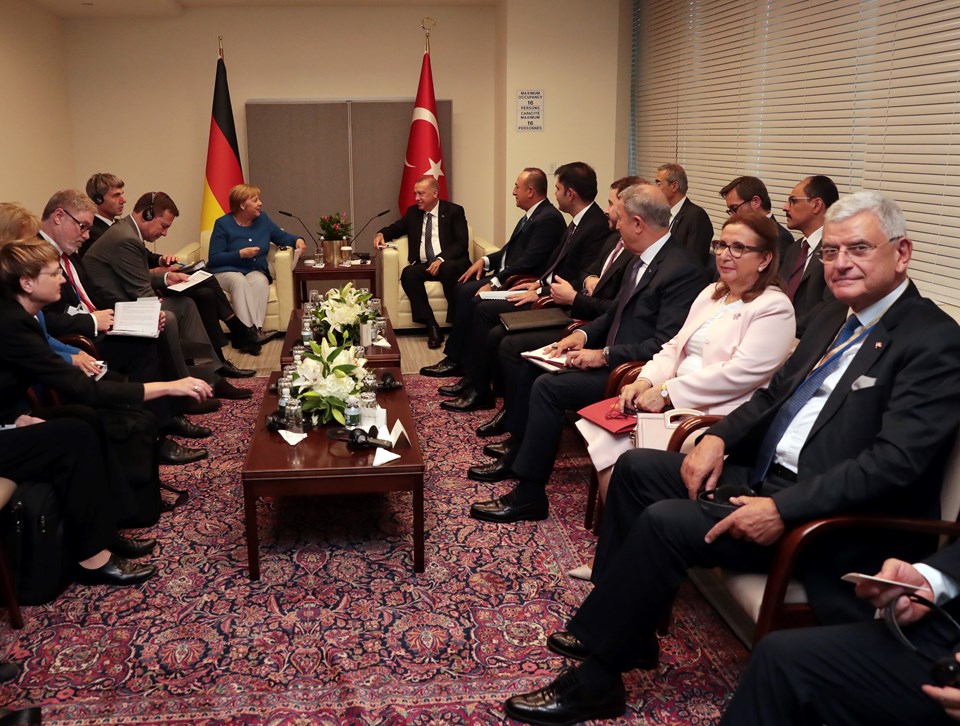 SON DAKİKA: Cumhurbaşkanı Erdoğan, Almanya Başbakanı Merkel ile görüştü - 1