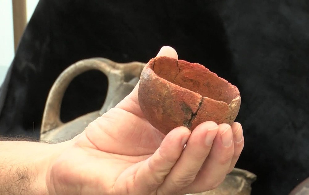 İzmir'deki antik yerleşimde 8 bin 200 yıllık ana tanrıça heykelciği bulundu - 7