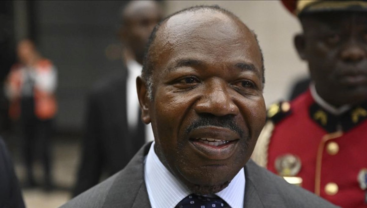 Gabon devrik Cumhurbaşkanı ve iki oğlu açlık grevine başladı Gabon devrik Cumhurbaşkanı ve iki oğlu açlık grevine başladı