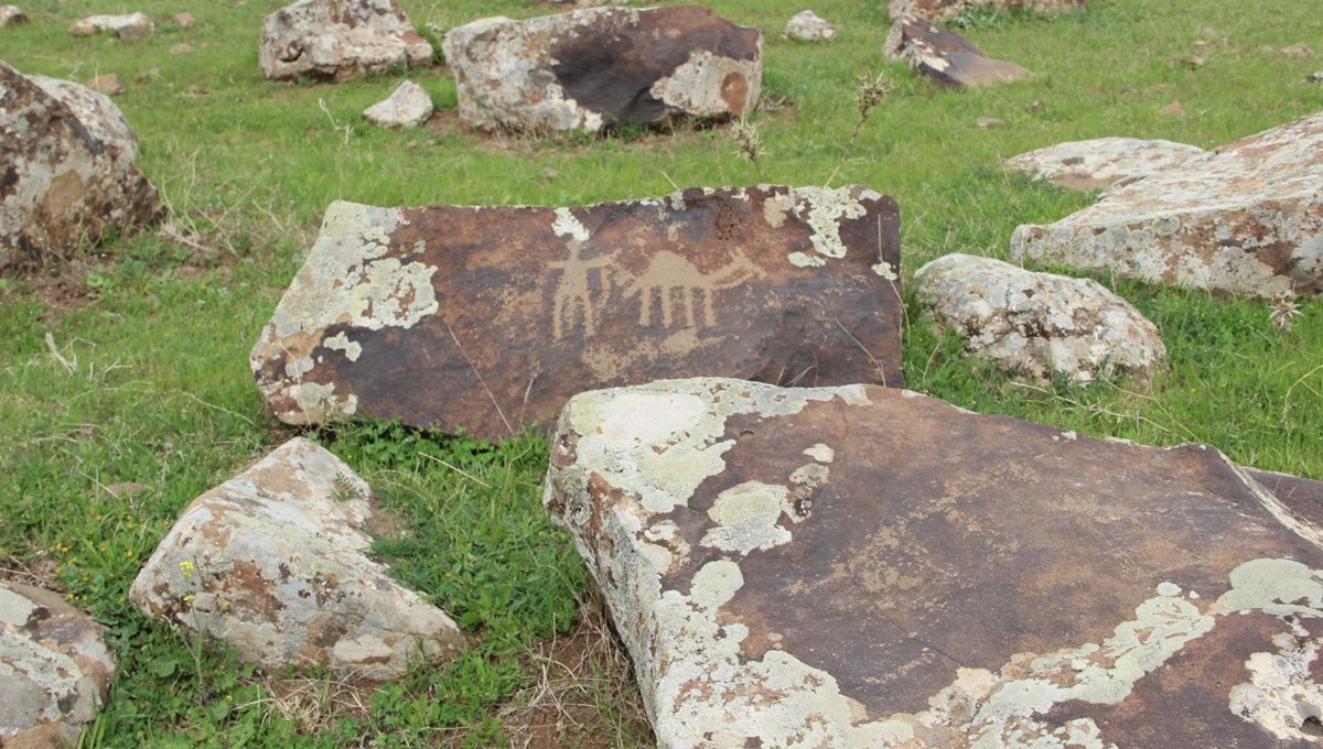 Şırnak’ta tarihi Tunç Çağı’na dayanan bulgulara rastlandı Şırnak’ta tarihi Tunç Çağı’na dayanan bulgulara rastlandı
