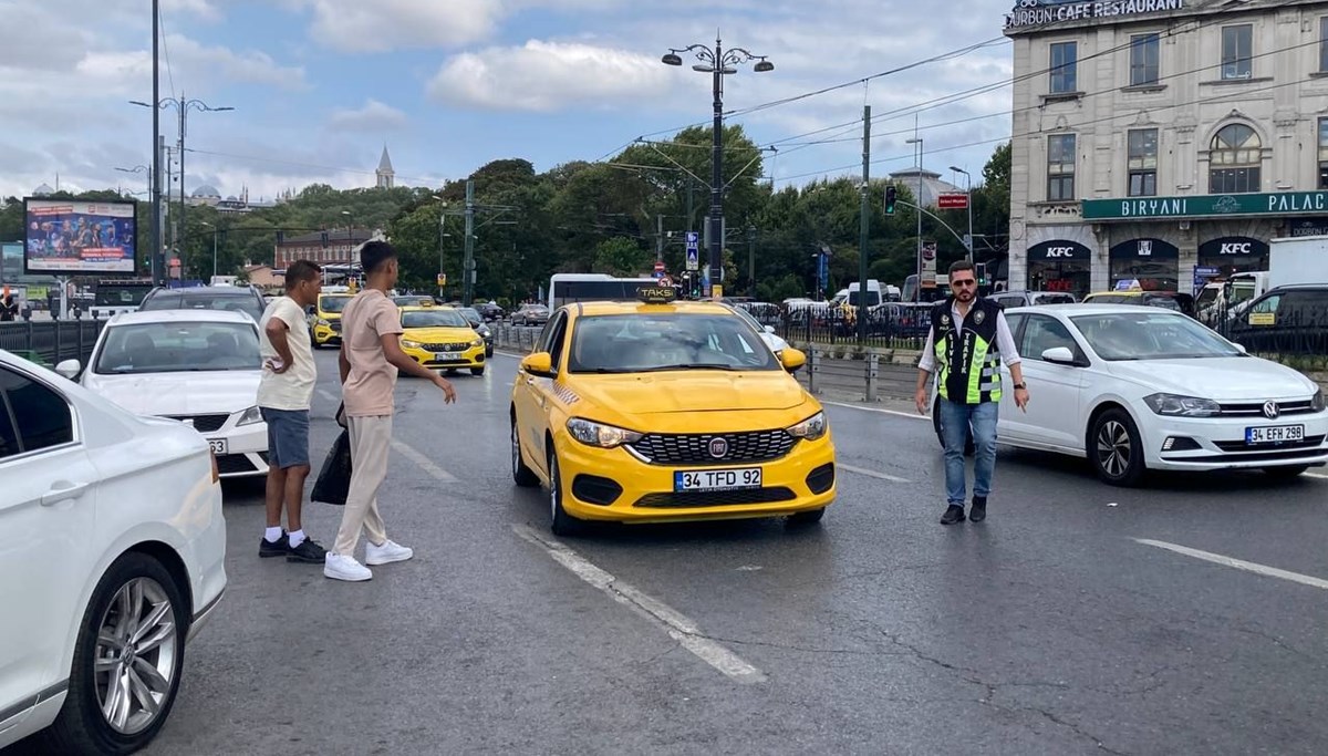 İstanbul'un taksi ve minibüslerine yeni tarife