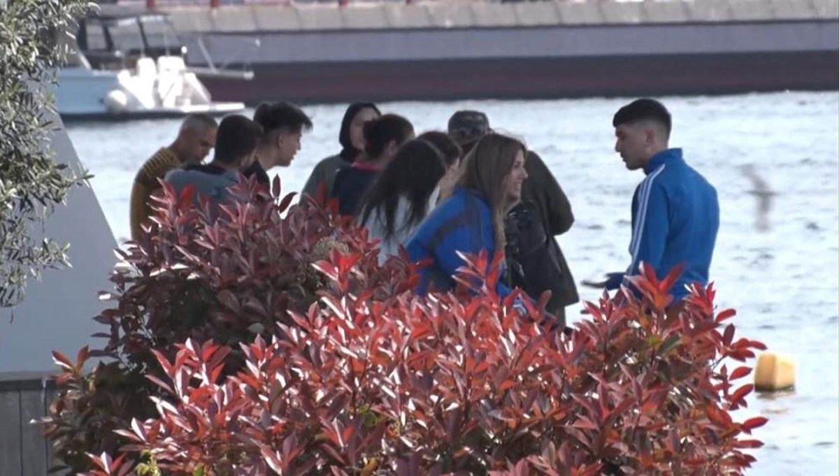 İstanbul’da “banka oturma” cinayeti: Sevgilisinin yanında kalbinden bıçaklandı İstanbul’da “banka oturma” cinayeti: Sevgilisinin yanında kalbinden bıçaklandı