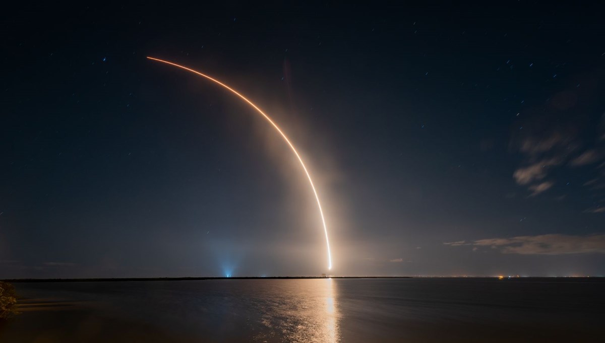 SpaceX 46 Starlink uydusunu daha uzaya fırlattı