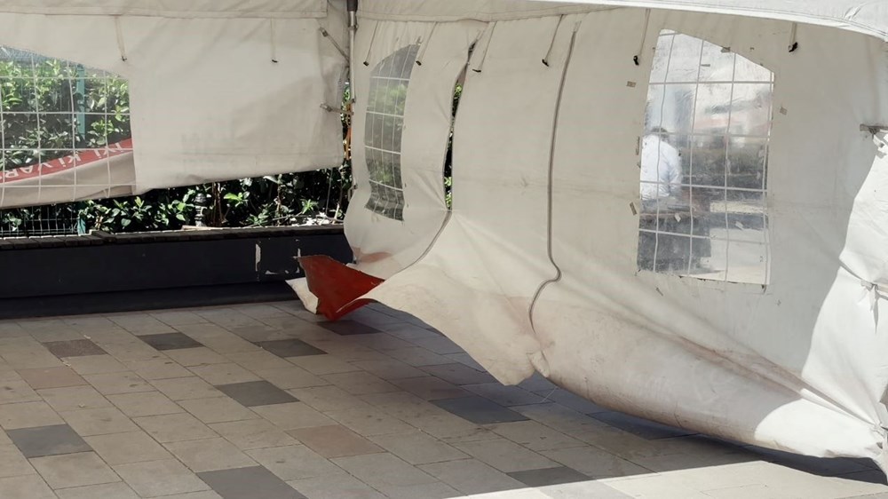 İstanbul'u fırtına vurdu: Ağaçlar devrildi, iki kişi yaralandı - 4